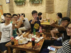 古交烧烤加盟,学烧烤技术,开烧烤店多少钱疯狂烤翅加盟